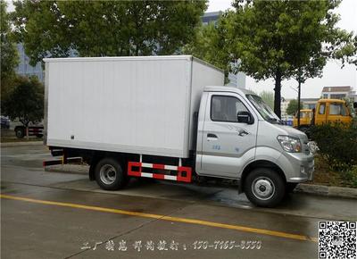 東營冷凍車改裝廠 專業冷藏車改裝服務，聯系電話15071658550